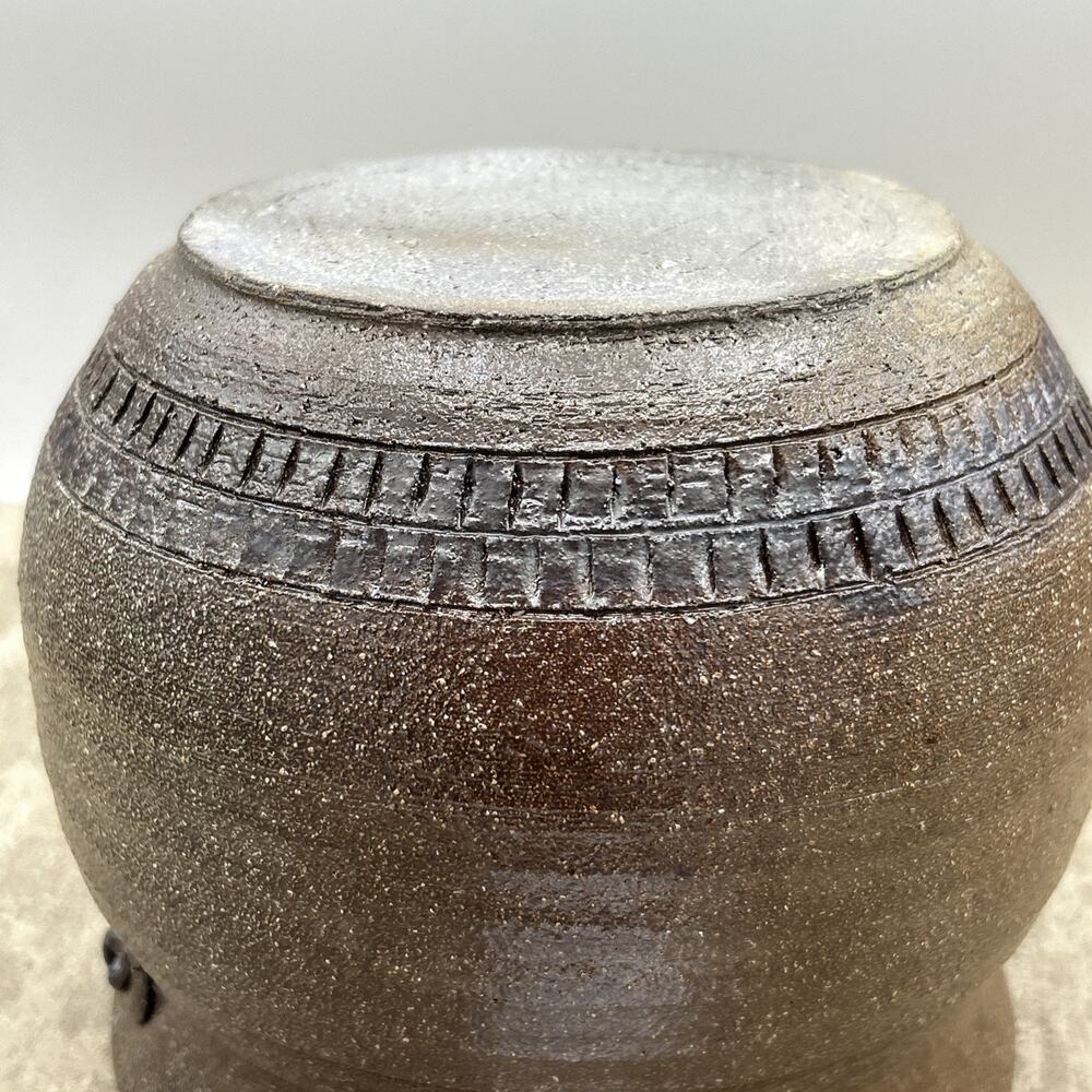Rustic Bizen Ware Pot/Vase - Picture 8 of 9